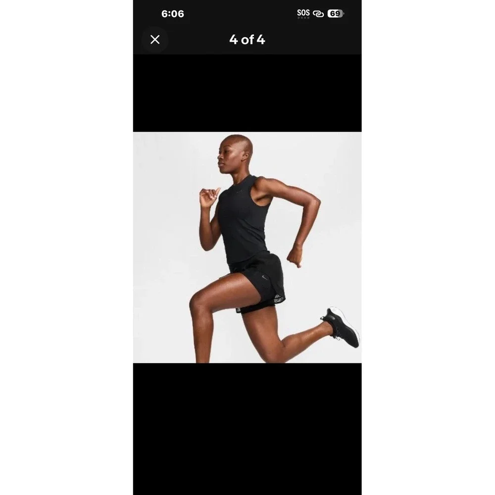 Nike Running Division Dri-FIT Mid-Rise 2-in-1 Shorts Womens Size Medium